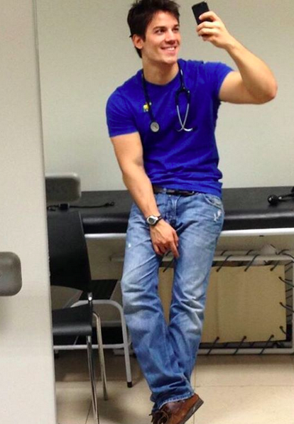 Dù vẫn đang là một bác sĩ chuyên khoa thần kinh có công việc tốt nhưng Gabriel Prado vẫn không giấu giếm ước mơ được trở thành một vận động viên chuyên nghiệp, có thể được tham dự Olympic, đem vinh quang về cho đất nước mình. Chàng bác sĩ đẹp trai còn gửi lời chúc tới tất cả các VĐV tham dự Olympic Rio 2016 có được phong độ tốt nhất, giành được nhiều huy chương.