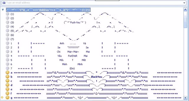 Khoảng 10 – 12 năm về trước là thời điểm chat Yahoo vô cùng thịnh hành ở Việt Nam. Thời bấy giờ việc được ra các “phòng net”, “quán chat” để tán gẫu qua Yahoo, sử dụng webcam… là một thú vui thời thượng và thực tế là không phải bạn trẻ nào cũng có đủ điều kiện để trải nghiệm. Thời đó, chat Yahoo mang lại nhiều niềm vui, là công cụ trò chuyện rất hữu dụng, giúp san bằng mọi khoảng cách về địa lý và trở thành công cụ liên lạc tiện dụng, tiết kiệm hơn điện thoại rất nhiều.