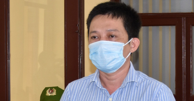 Tháng 3/2022, TAND TP Cà Mau đã xét xử sơ thẩm, tuyên phạt Lê Minh Tài (38 tuổi, ngụ TP Cà Mau) 1 năm tù giam về tội “lợi dụng các quyền tự do dân chủ xâm phạm lợi ích của Nhà nước, quyền, lợi ích hợp pháp của tổ chức, cá nhân”.