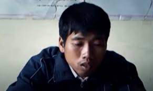 Tiến hành xác minh thông tin lời khai của Phơi, các điều tra viên phát hiện nhiều điểm bất thường. Phơi vốn là đối tượng nghiện ma túy lâu năm, kinh tế gia đình khó khăn, vậy đối tượng lấy đâu ra 30 bao thóc nếp để bán cho nạn nhân? Phơi nói rao bán hộ gia đình một người họ hàng trong bản. Tuy vậy, qua tìm hiểu, cả bản không gia đình nào có đến 30 bao thóc nếp. Sau nhiều giờ đấu trí căng thẳng, trước những lập luận chặt chẽ của các điều tra viên, Lò Văn Phơi biết mình không thể thoát nên đã cúi đầu nhận tội.