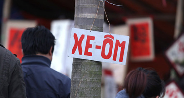 Nhận thấy vụ án hết sức phức tạp, gây hoang mang dư luận địa phương, lãnh đạo Công an Hà Giang chỉ đạo các phòng nghiệp vụ khẩn trương điều tra, truy bắt hung thủ. Thông tin từ gia đình nạn nhân cho hay, Tráng A Miều làm nghề xe ôm. Kết quả khám nghiệm hiện trường, khám nghiệm tử thi cho thấy hung thủ sau khi giết người man rợ đã lục lọi lấy đi hết tài sản trên người nạn nhân. (Ảnh minh họa, nguồn ảnh Internet)