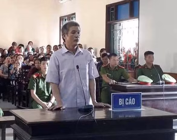 Tháng 9/2019, TAND tỉnh Hà Tĩnh đã đưa Đoàn ra xét xử. Căn cứ vào lời khai trước tòa, căn cứ vào các tình tiết tăng nặng, giảm nhẹ, HĐXX đã tuyên phạt Nguyễn Trọng Đoàn (SN 1967, trú tại xã Cẩm Dương, huyện Cẩm Xuyên) 8 năm tù.