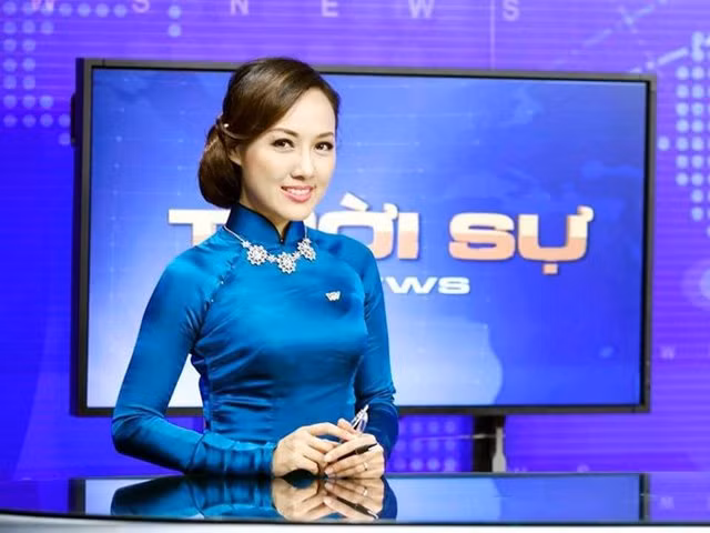 Hang loat BTV cua VTV bi mao danh Facebook-Hinh-3