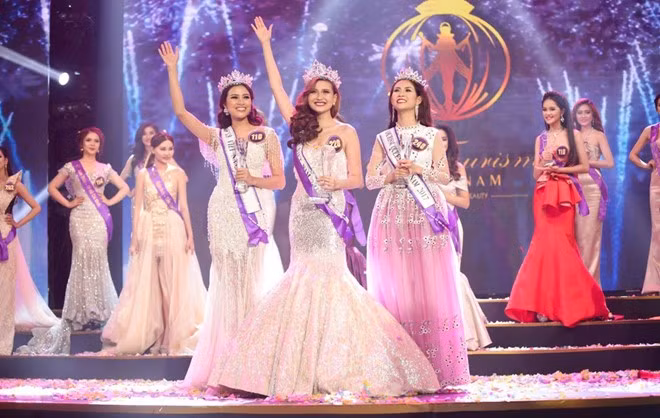 Thi sinh lam rang doat giai, BTC Hoa khoi Du lich phai giai trinh