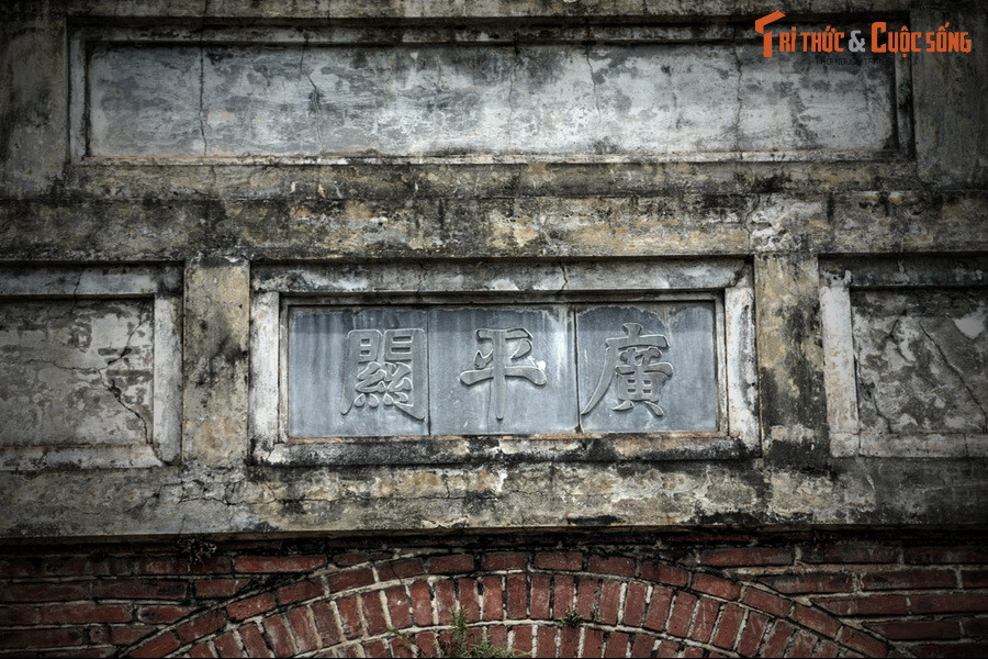 Đến năm 1672, chiến sự lại diễn ra ác liệt. Quân Trịnh đã đánh ròng rã mấy tháng trời nhưng không thể vượt qua được phòng tuyến vô cùng vững chắc do Đào Duy Từ xây dựng.