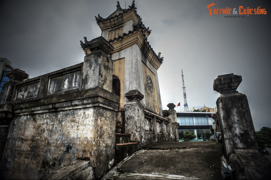 Các sự kiện lịch sử cho thấy, sự tôn vinh này không hẳn là sự cường điệu. Năm 1648, quân Trịnh chiếm được Động Hải và dinh Quảng Bình nhưng không thể vượt nổi Lũy Thầy.