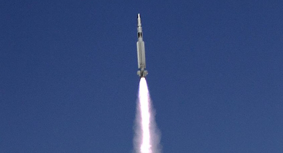 Về phòng không, lớp tàu hộ vệ Gowind trang bị trang bị hệ thống phóng thẳng đứng Sylver VLS với 16 ống phóng sử dụng đạn tên lửa phòng không MBDA VL-MICA tầm bắn 12km. Tên lửa được dẫn đường bằng radar chủ động hoặc hồng ngoại với khả năng chống nhiễu rất tốt.