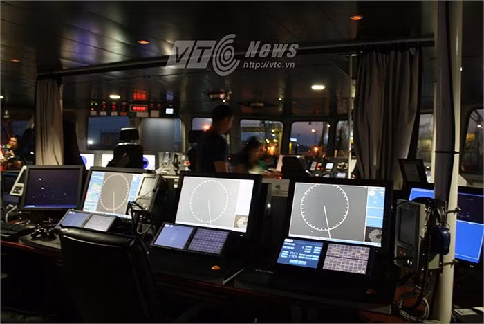 Ngoài ra, tàu hộ vệ tên lửa lớp Gowind được trang bị hệ thống quản lý chiến đấu SETIS với khả năng tự động hóa cao cho phép đối phó hiệu quả với nhiều loại mục tiêu khác nhau.