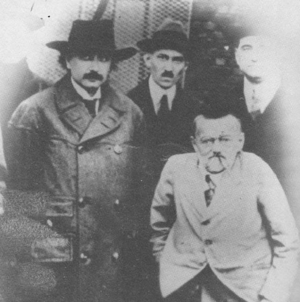 Một điều thú vị là biểu đồ xoắn ốc này được Tesla công bố ngày 12/12/1912. Điều này cho thấy có lẽ hệ đếm cơ số 12 chính là hệ thống ưa thích mà thiên tài Tesla đã sử dụng trong cuộc đời nghiên cứu của mình.