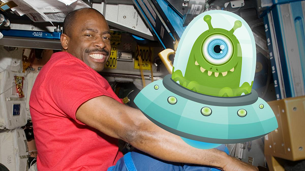 Từng dành hơn 565 giờ ngoài không gian, vị phi hành gia kỳ cựu cho biết ông chưa từng nhìn thấy UFO ngoài không gian hay trên mặt đất.