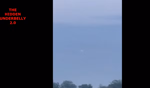 Trang web Bộ Quốc phòng Mỹ nêu rõ 143 trong tổng số 144 thông tin kể từ năm 2004 tới nay vẫn “nằm ngoài lý giải của Chính phủ Mỹ” và không loại trừ khả năng có người ngoài hành tinh từng ghé thăm Trái Đất.