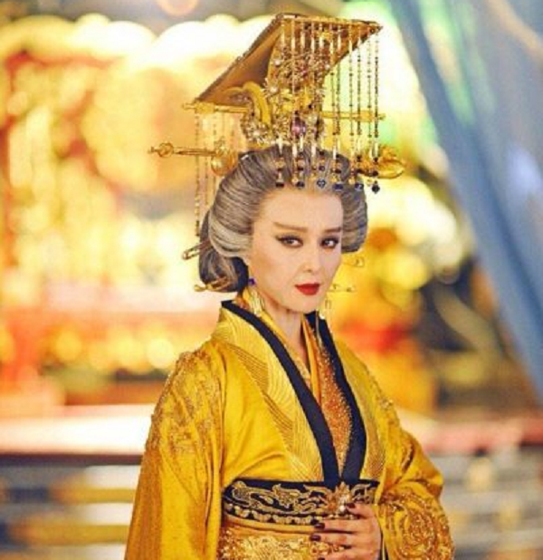 Vốn dĩ, Trương Dịch Chi và Trương Xương Tông không bó gối chịu chết, mà muốn học theo hoạn quan Triệu Cao thời Tần Thủy Hoàng, giả mạo thánh chỉ để hại chết Thái tử Lý Hiến, thành lập triều đình của riêng mình.