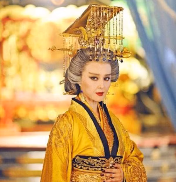 Vốn dĩ, Trương Dịch Chi và Trương Xương Tông không bó gối chịu chết, mà muốn học theo hoạn quan Triệu Cao thời Tần Thủy Hoàng, giả mạo thánh chỉ để hại chết Thái tử Lý Hiến, thành lập triều đình của riêng mình.