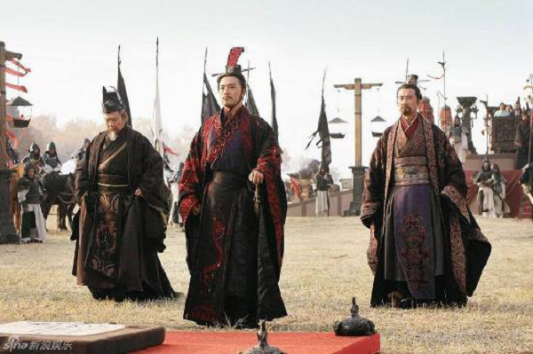 Trong mỗi chiếc đỉnh đồng của ông đều có xương động vật và dao găm. Các chuyên gia đã đặt tên cho nó là "đỉnh Vương Tử Ngọ" và lưu giữ trong bảo tàng tỉnh Hà Nam.