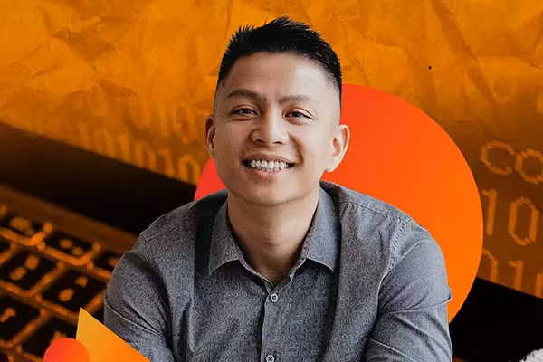 Được biết, Hi·∫øu of CyPeace chính là nickname của Ngô Minh Hiếu (Hiếu PC hay Hiếu PC). Anh từng được biết đến với tư cách một hacker, khi đứng sau một trong những hệ thống bán danh tính người dùng lớn nhất từng tồn tại.