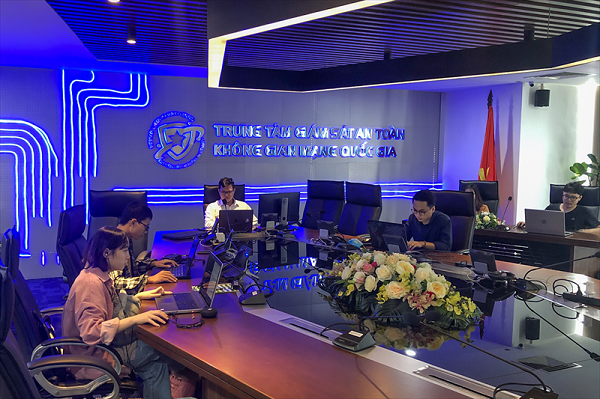 Trước đó, Hiếu PC cũng là một trong 43 người có tên trong bảng vinh danh những chuyên gia tìm ra lỗ hổng bảo mật của máy chủ web Apple tháng 5/2022.