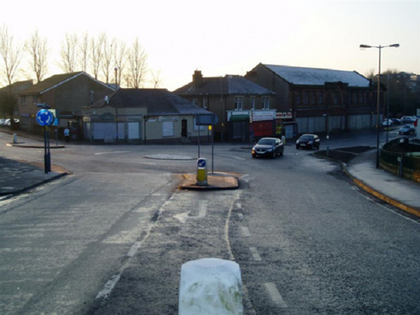 Kể từ những năm 1900, khu vực Falkirk Triangle, Scotland ghi nhận hơn 2000 lần UFO xuất hiện. Chỉ riêng ở Edinburgh và Bonnybridge trong vòng 1 năm đã có hơn 300 báo cáo về UFO. Bộ quốc phòng Anh đã công bố hơn 6000 hồ sơ mật về UFO ở khu vực này.