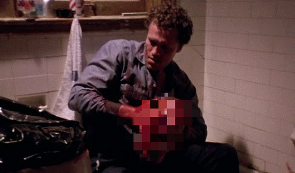 Kể từ năm 1975, hắn đã đi khắp nước Mỹ và thực hiện những vụ giết người của mình. Không giống như những tên sát nhân khác, những nạn nhân của Lucas khá đa dạng. Từ bạn gái của hắn cho đến người phụ nữ lớn tuổi, kể cả người cưu mang hắn và bạn gái. Mặc dù tên sát nhân khai nhận từng thảm sát đến tận 100 người, nhưng người ta chỉ có thể đưa ra bằng chứng của 11 vụ việc.