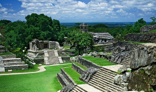 Đế chế Maya những năm 1400-1450, dân số đã lên tới mức khổng lồ, kéo theo nhu cầu khổng lồ tương đương về mọi mặt của đời sống, nên tác động dây chuyền của hạn hán đã lên tới mức hủy diệt.