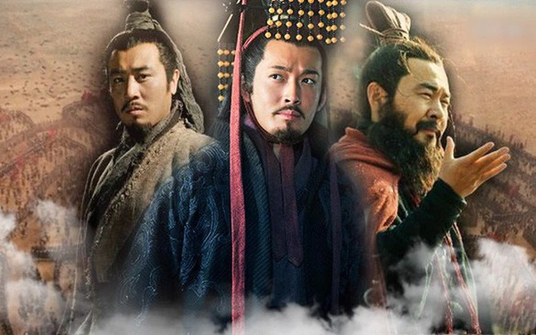 Tuân Úc đem giấc mơ năm xưa của Trình Dục kể cho Tào Tháo nghe. Tào Tháo nghe xong rất cảm động, nói với Trình Dục rằng: “Ông phải làm tâm phúc của ta cả đời đó!”.