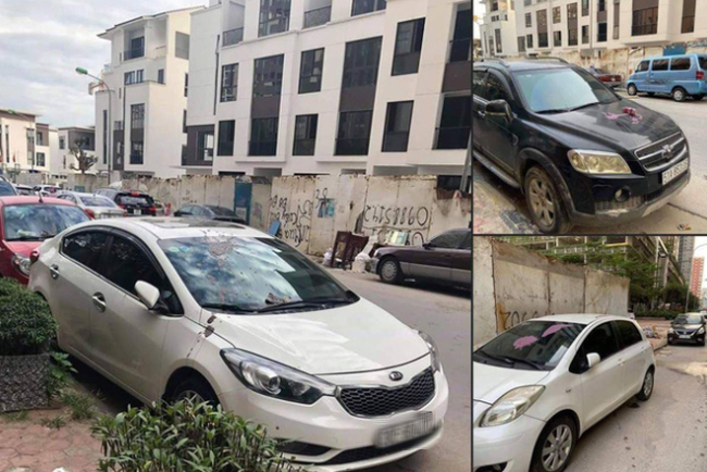 Một chủ xe khác đã nhận về hậu quả khôn lường khi đỗ xe vô ý thức ngoài đường. Trong loạt ảnh đính kèm bài viết, dễ dàng nhận thấy người dân đã dùng mắm tôm "tưới" lên đầu xe, có lẽ khi đi tìm ô tô của mình, không ít chủ xe đã phải "sốc nặng" khi thấy hình ảnh này. Ảnh: Tổng hợp