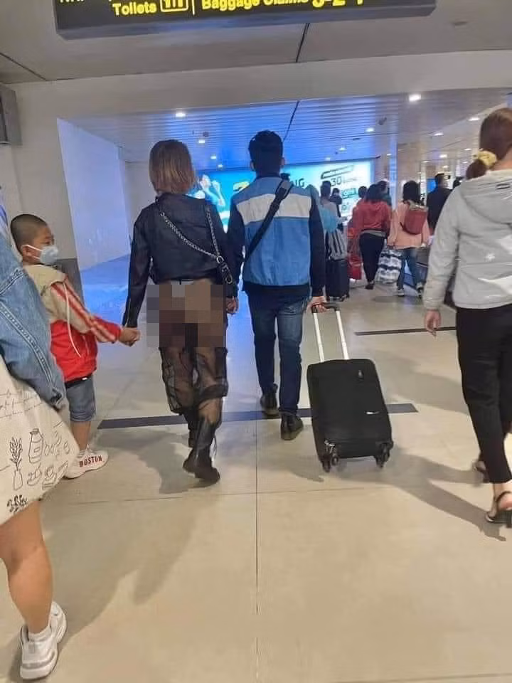 Dien quan xuyen thau noi cong cong, co gai gay phan no-Hinh-2