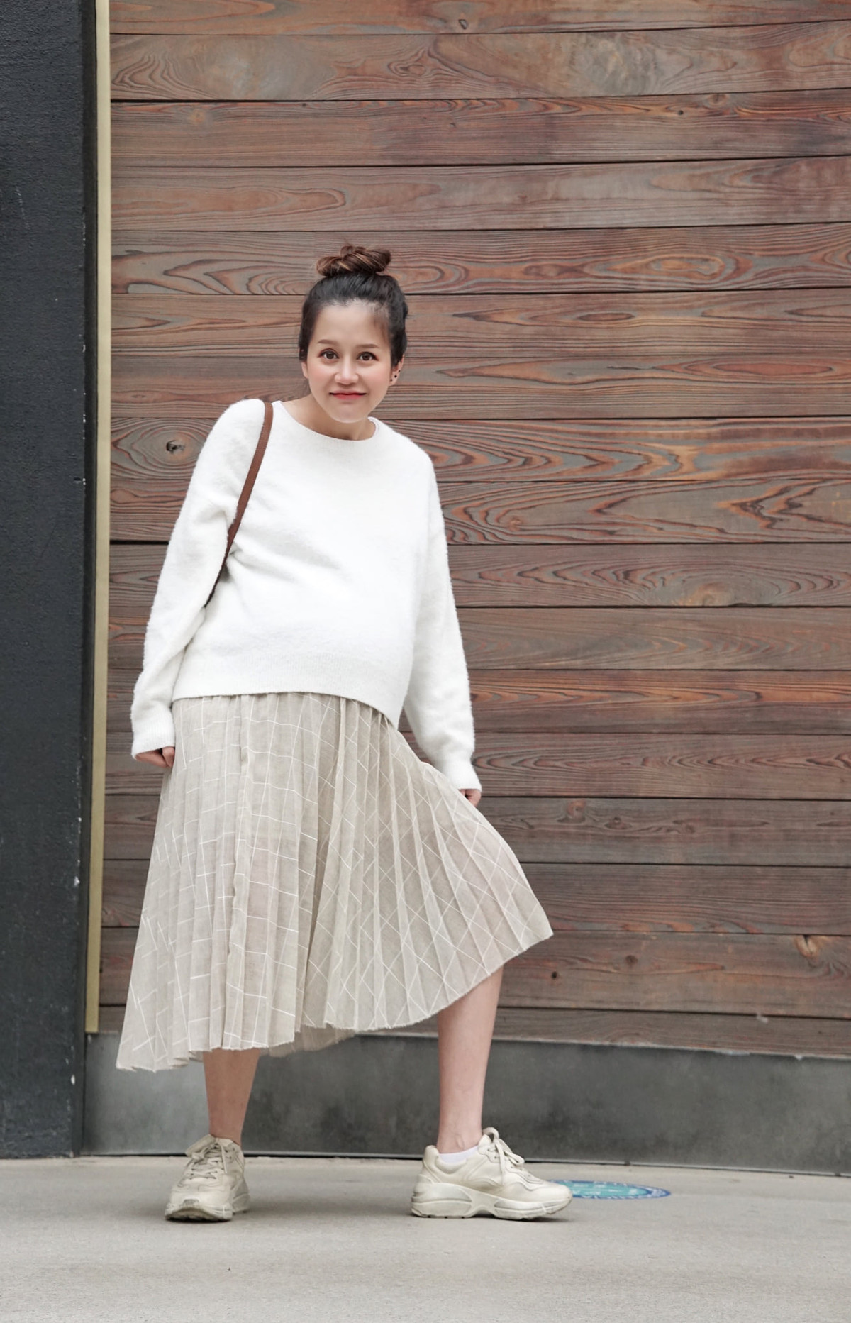 Alex Nguyễn là người tình tin đồn đồng giới của An Nguy được công chúng đặc biệt quan tâm khi cả hai thường xuyên có những khoảnh khắc thân mật, luôn đồng hành cùng nhau.