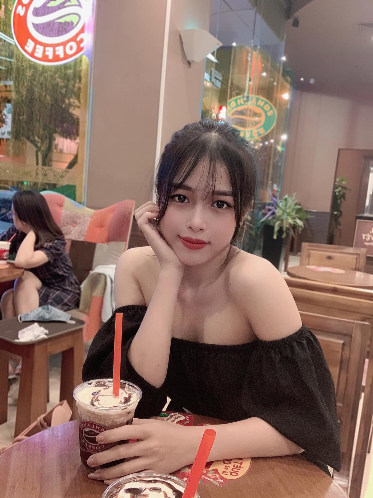 Hiện tại, Trần Kiều là trợ giảng của một trung tâm dạy nghề. Ảnh: FBNV