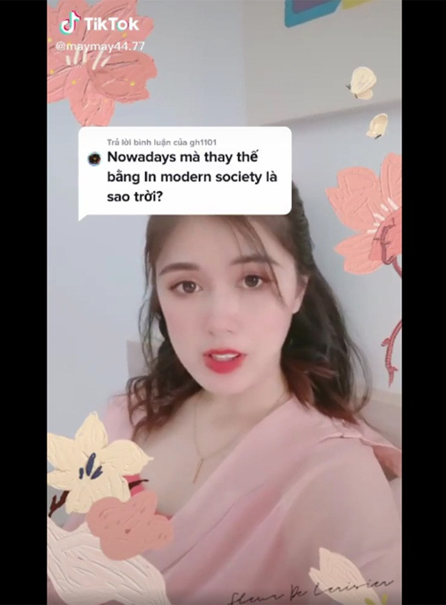 Là một giáo viên dạy tiếng Anh, ngoài TikTok, cô giáo Mây còn tương tác với người học qua trang Facebook và YouTube cá nhân. Ảnh: Tổng hợp