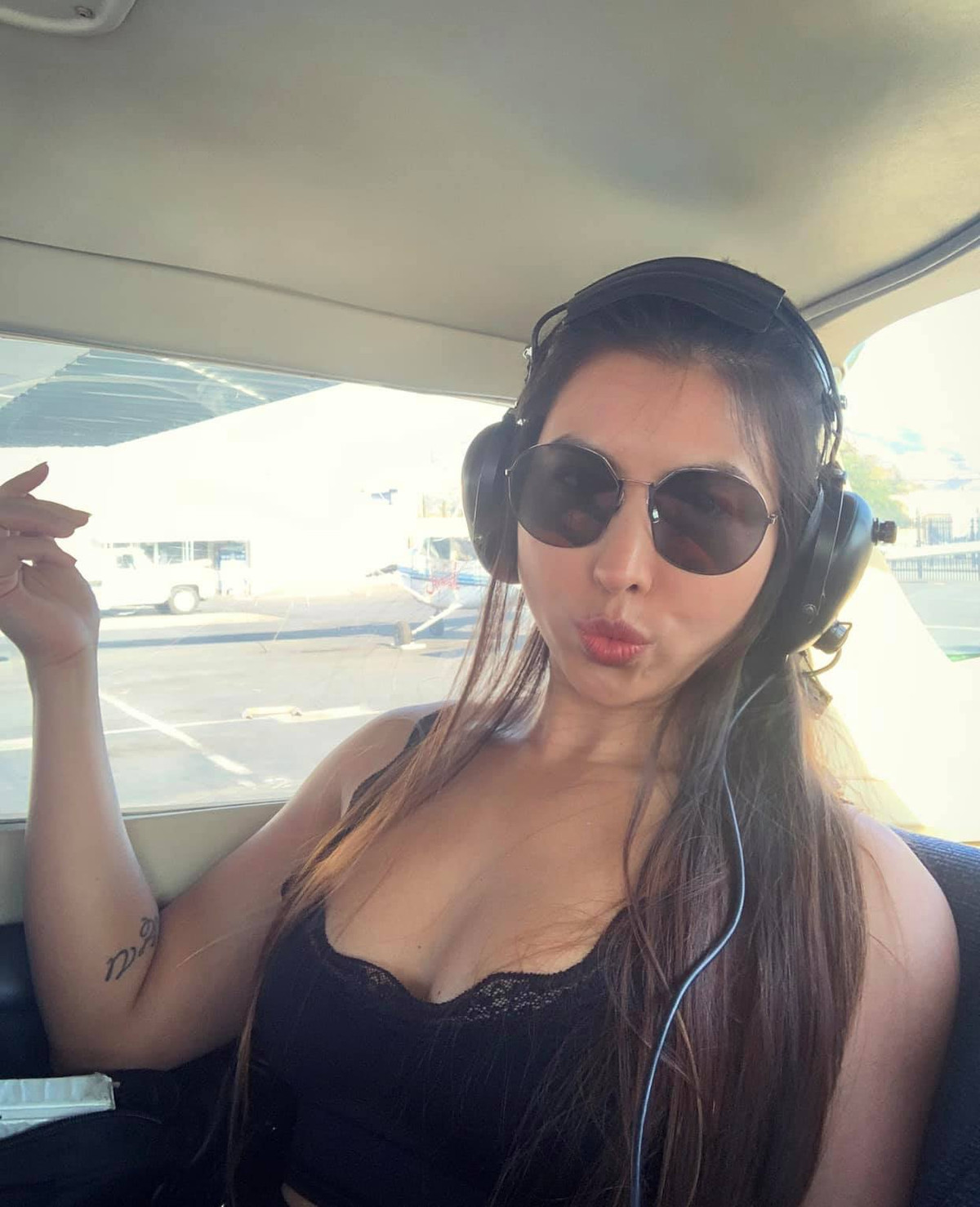 Được biết hiện tại Thủy Triều đang sống và làm việc tại Mỹ.