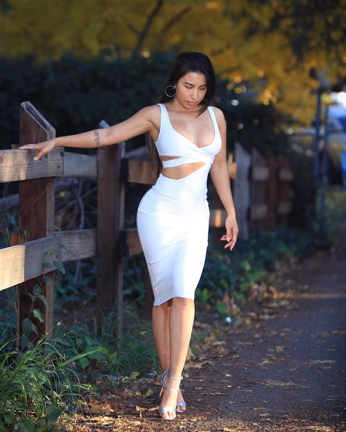 Huỳnh Thuỷ Triều (sinh năm 1988, quê Bình Thuận) từng gây chú ý với hành trình "lột xác" ngoạn mục, từ một cô gái béo phì trở thành hot gymer nóng bỏng.