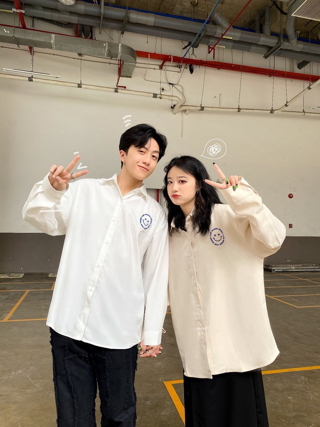 Cặp đôi nhận được sự ủng hộ, chúc phúc của mọi người sau khi công khai chuyện tình cảm. Ảnh: IGNV