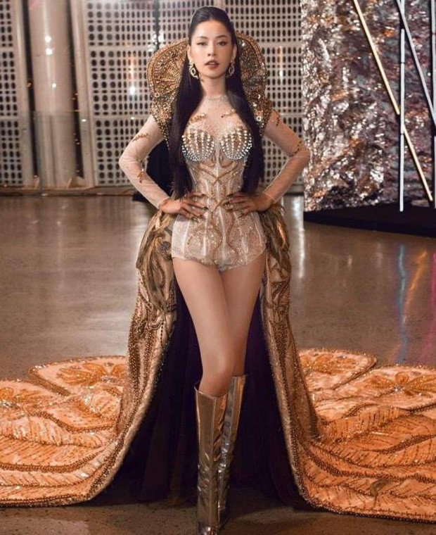 Nhưng ở một góc chụp khác, nhiều người mới nhận ra Chi Pu không phải lúc nào cũng đẹp hoàn hảo đến thế.