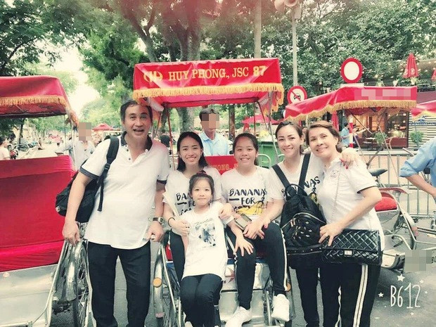 Hiện mọi thông tin về vợ cả Minh Nhựa đang khiến cư dân mạng vô cùng tò mò, đặc biệt từ sau khi chồng cũ đệ đơn ly hôn. Ảnh: Tổng hợp