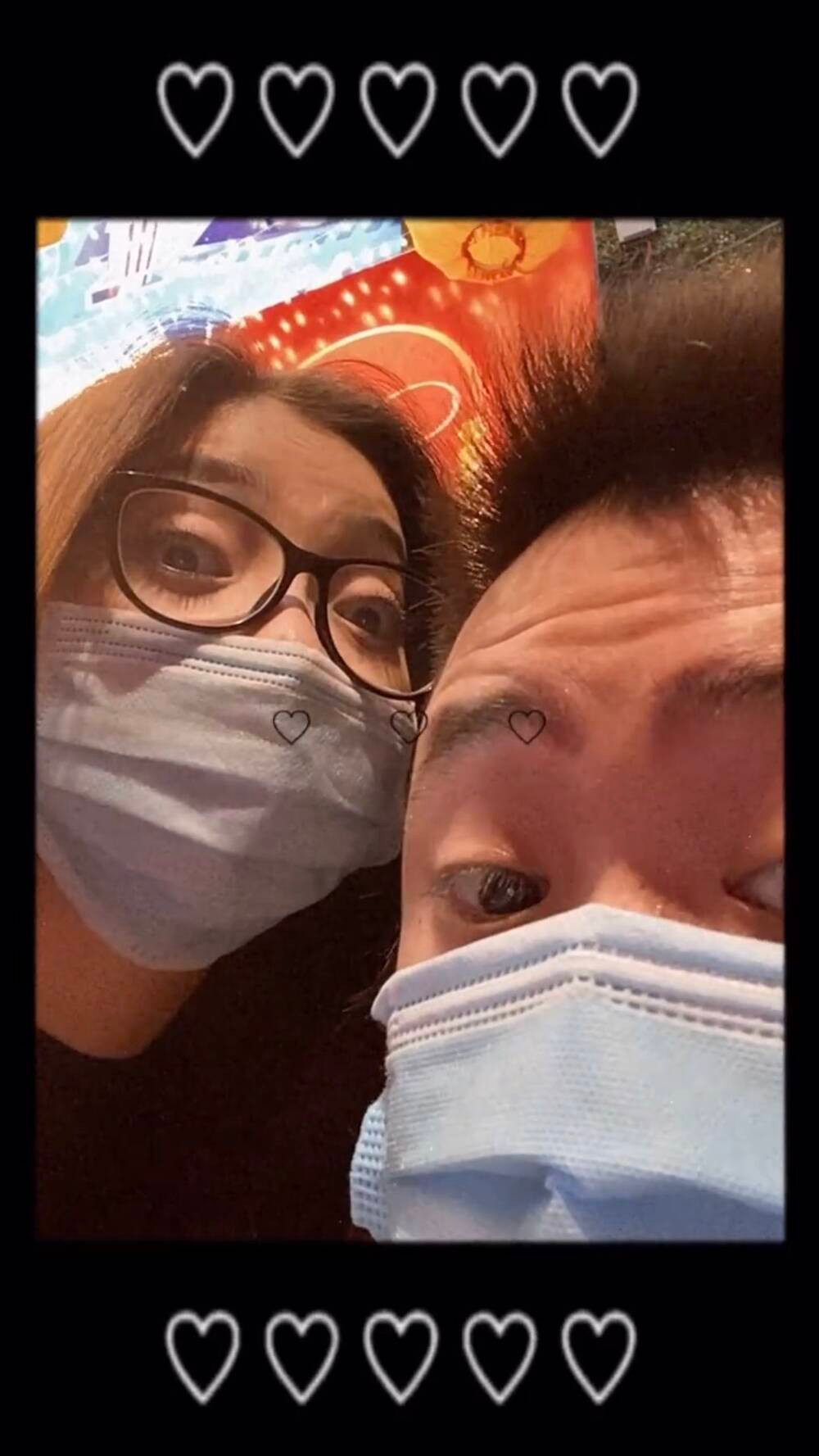 Bức ảnh xuất hiện đã nhận về sự quan tâm lớn, dân mạng cũng gửi lời chúc phúc vì cuối cùng Nhật Lê cũng tìm được hạnh phúc cho riêng mình.