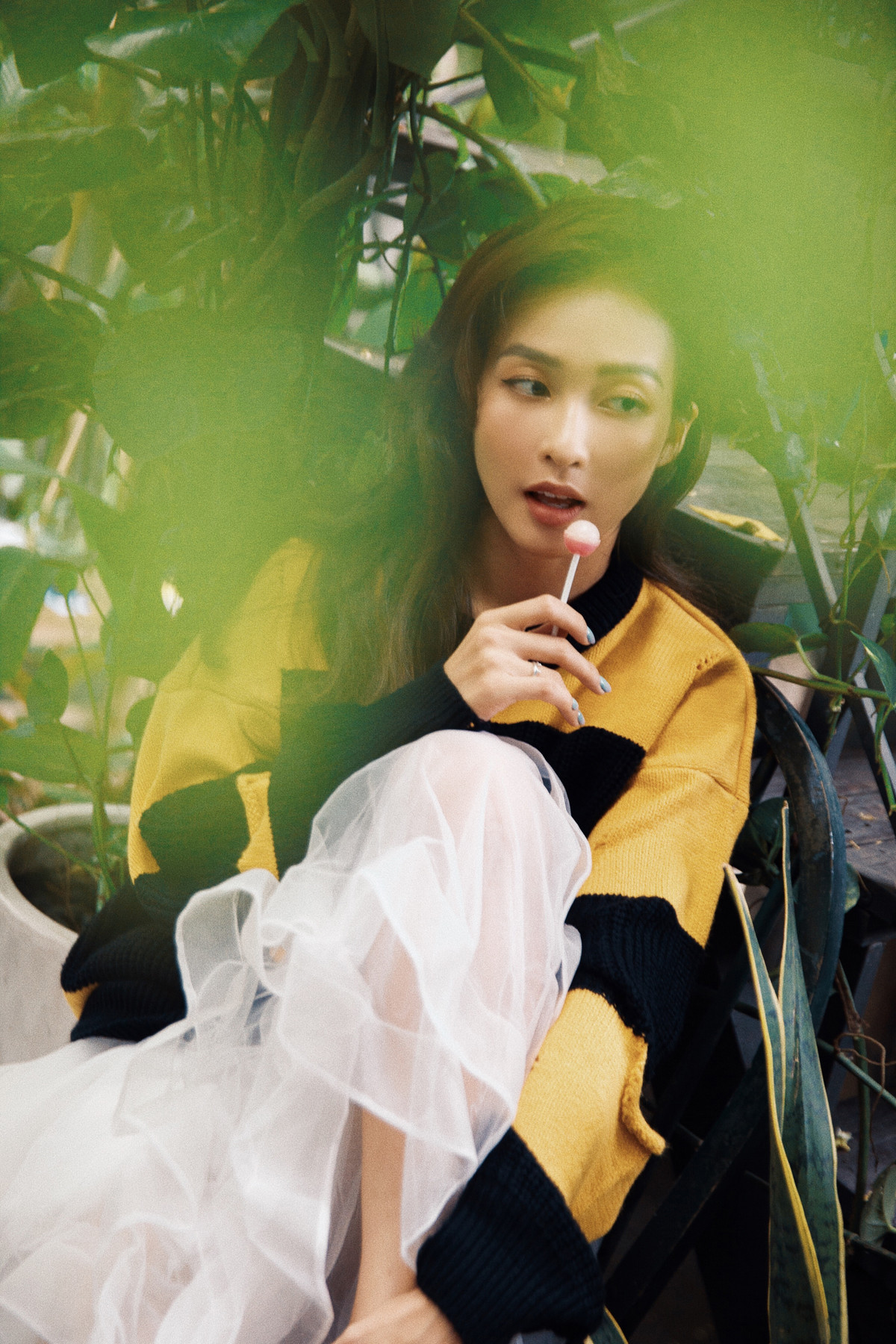 Càng ngày, Khả Ngân càng “lột xác” với hình ảnh một nghệ sĩ đa-zi-năng và không ngừng đổi mới bản thân.