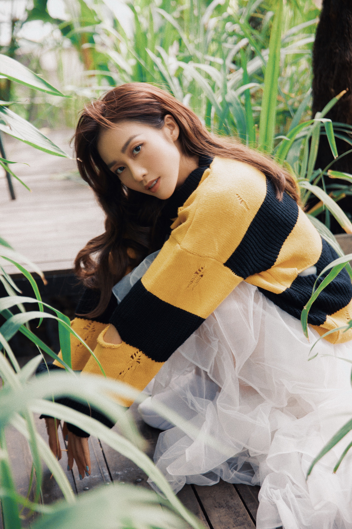 Sở hữu khuôn mặt trái xoan xinh đẹp, Khả Ngân từng là mỹ nhân Vbiz duy nhất từng được đề cử top 100 gương mặt đẹp nhất châu Á do TCCAsia công bố dựa trên kết quả được dân mạng bình chọn.