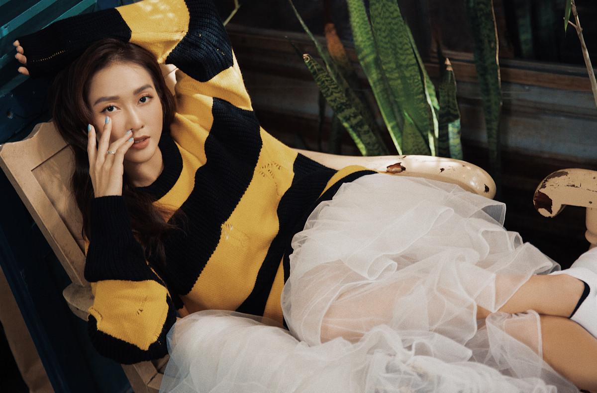 Dù không có vòng 1 khủng nhưng body thon gọn và nhan sắc xinh đẹp của Khả Ngân vẫn đủ làm nhiều người phải điêu đứng.