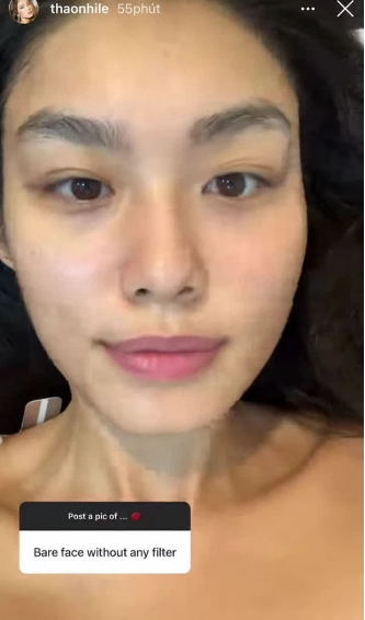Thảo Nhi Lê từng khoe ảnh mặt mộc không chỉnh sửa. Qua đó, khi không có sự hỗ trợ của make up, filter, cô nàng để lộ quầng thâm mắt khá nặng.