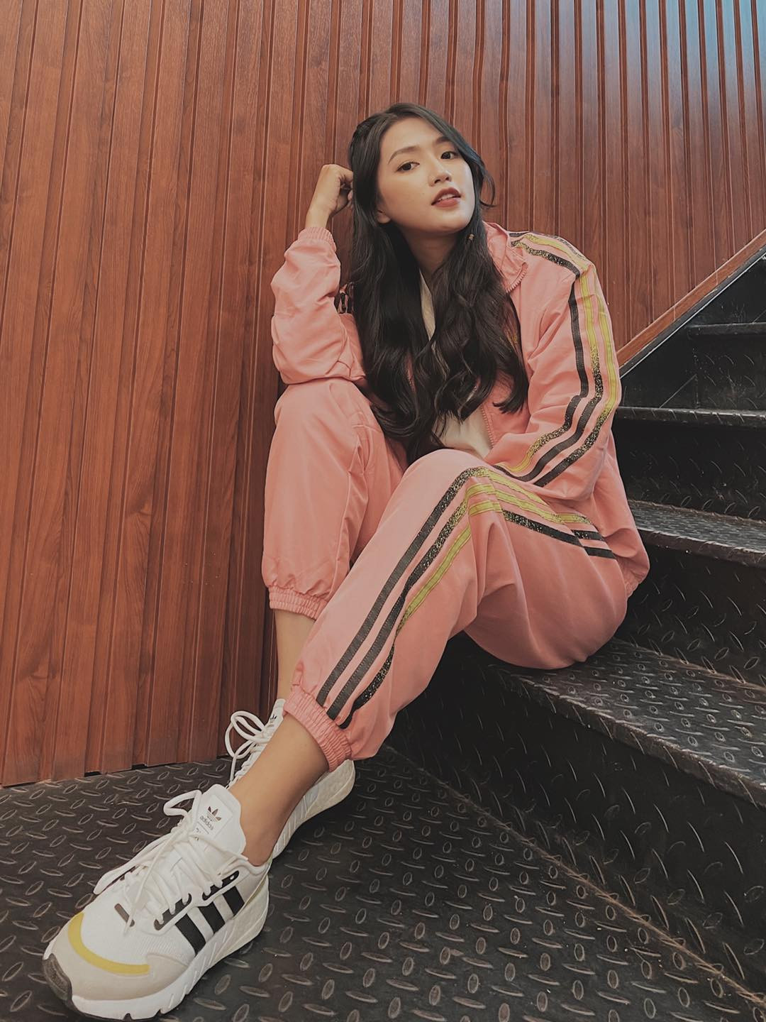 Xuất thân là một diễn viên trẻ của kênh Youtube FapTV, An Vy nhanh chóng thu hút mọi người nhờ ngoại hình sáng, gương mặt xinh đẹp, hồn nhiên và vô cùng ngọt ngào của mình.