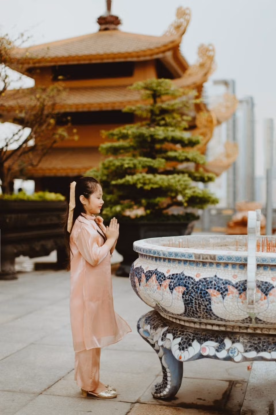 Vẫn là gương mặt bầu bĩnh, đáng yêu như xưa, nhưng trông Cadie đã ra dáng “thiếu nữ".