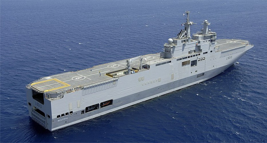Mistral là lớp tàu đổ bộ tấn công thế hệ mới, chúng có thể được dùng làm tàu chỉ huy, tàu sân bay, hỗ trợ hậu cần, di tản nhân đạo, bệnh viện dã chiến và thực hiện nhiều sứ mệnh khác.