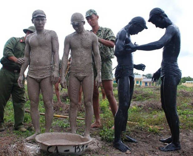 Hiện nay, Đặc công Việt Nam đã phát triển thành một binh chủng với nhiều bộ phận chuyên nghiệp khác nhau nhưng có trình độ tác chiến thống nhất và có chiến thuật đa dạng.