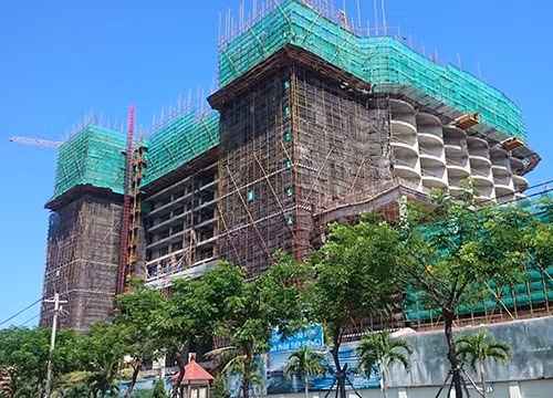 Da Nang bao cao Thu tuong viec nhap khau lao dong TQ