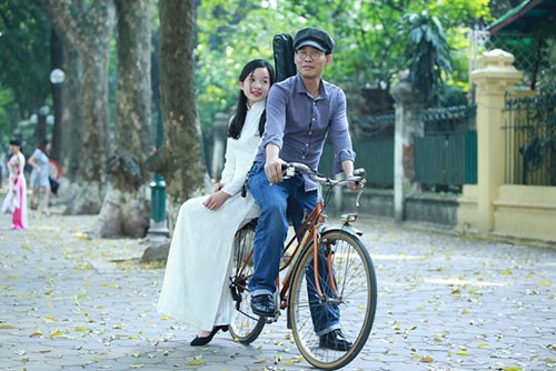 Tú Linh là con gái Thanh Thanh Hiền và người chồng trước (nghệ sĩ đàn bầu Anh Tú), năm nay đang học lớp 10.