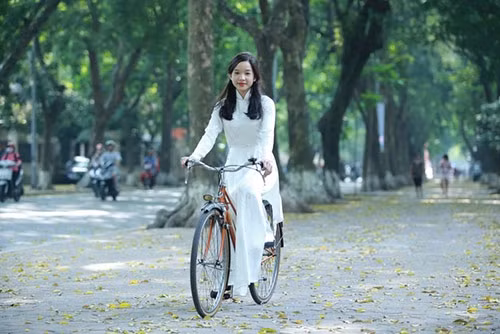 Ngam con gai Thanh Thanh Hien xinh dep hon ca me-Hinh-5