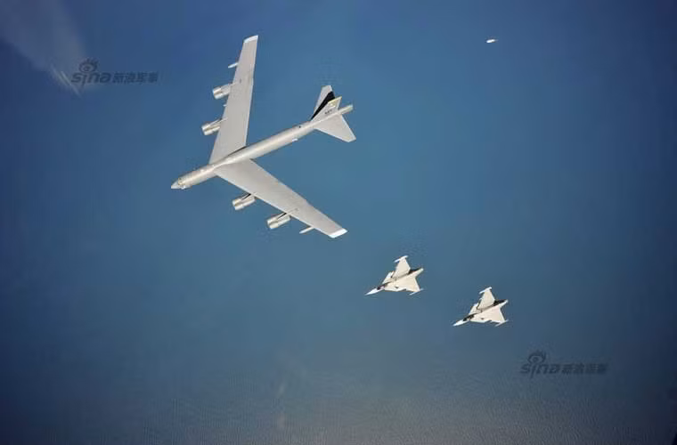 Trong khuôn khổ tập trận Baltops 2015 với 17 nước NATO trên biển Baltic, Không quân Mỹ đã điều máy bay ném bom B-52H thực hiện thả mìn MK-62 tấn công tàu địch giả định. Đáng lưu ý, biển Baltic cũng là một trong khu vực mà nước Nga có quyền lợi với Hạm đội Baltic hùng mạnh bảo vệ chủ quyền.