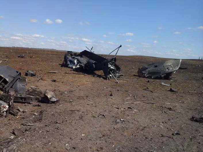 Khoanh khac kinh hoang “tang bay” Mi-24 Ukraine bi ban rung