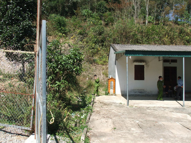 Loi ke cua nguoi phat hien thi the co gai di giao ga bi giet hai