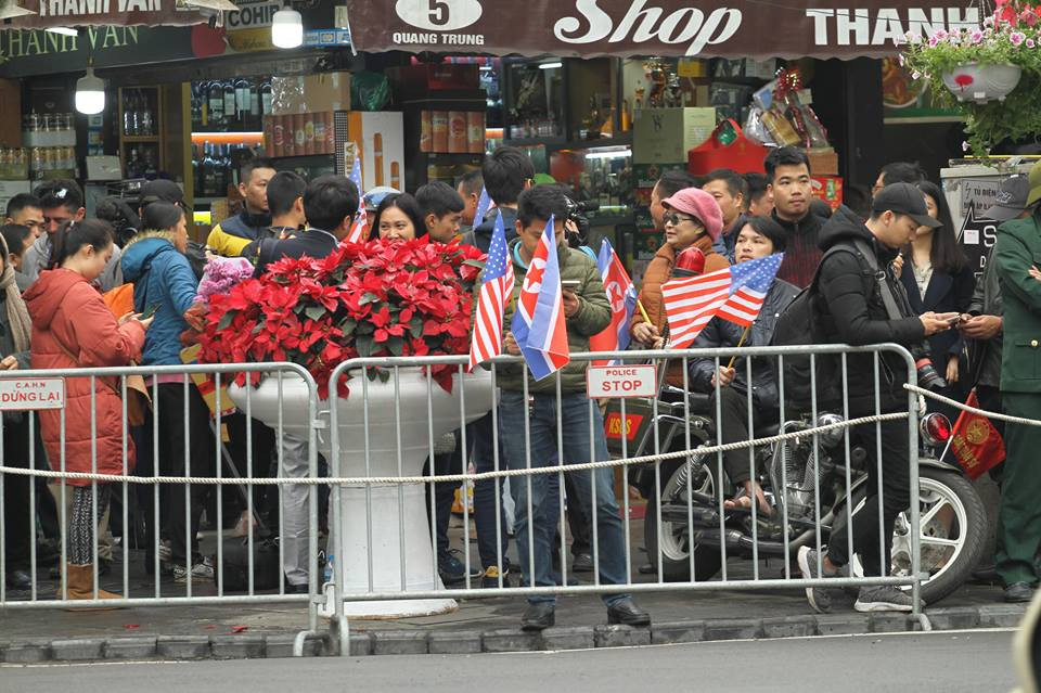 Dự kiến, khoảng 11h đoàn xe của Chủ tịch Kim Jong-un sẽ đến Hà Nội.